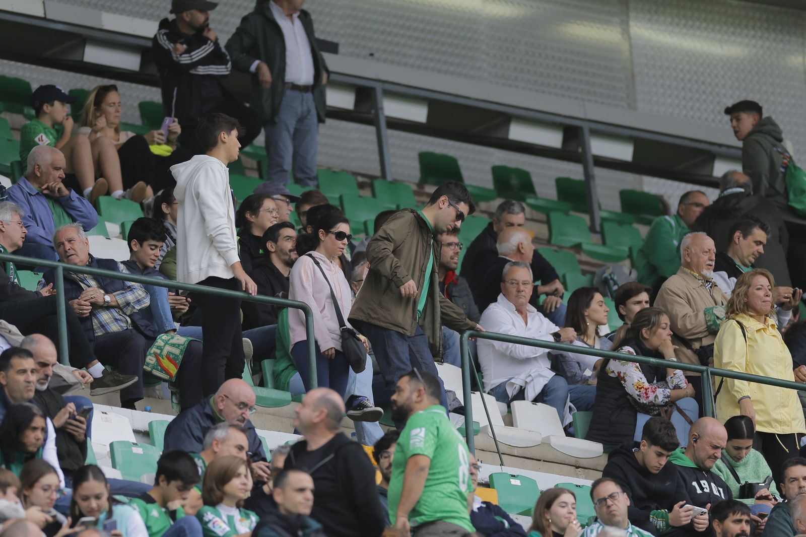 Búscate en las fotos del Betis-Mallorca
