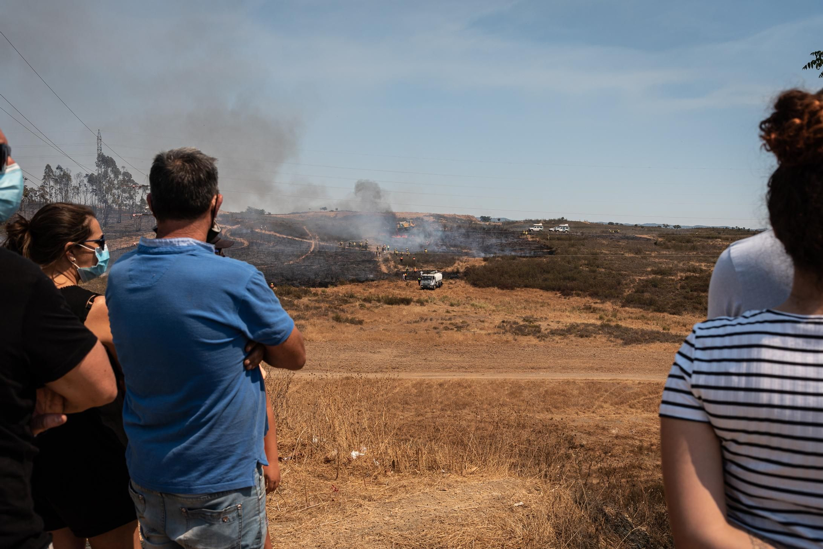 Imágenes del incendio en el cementerio de Valverde