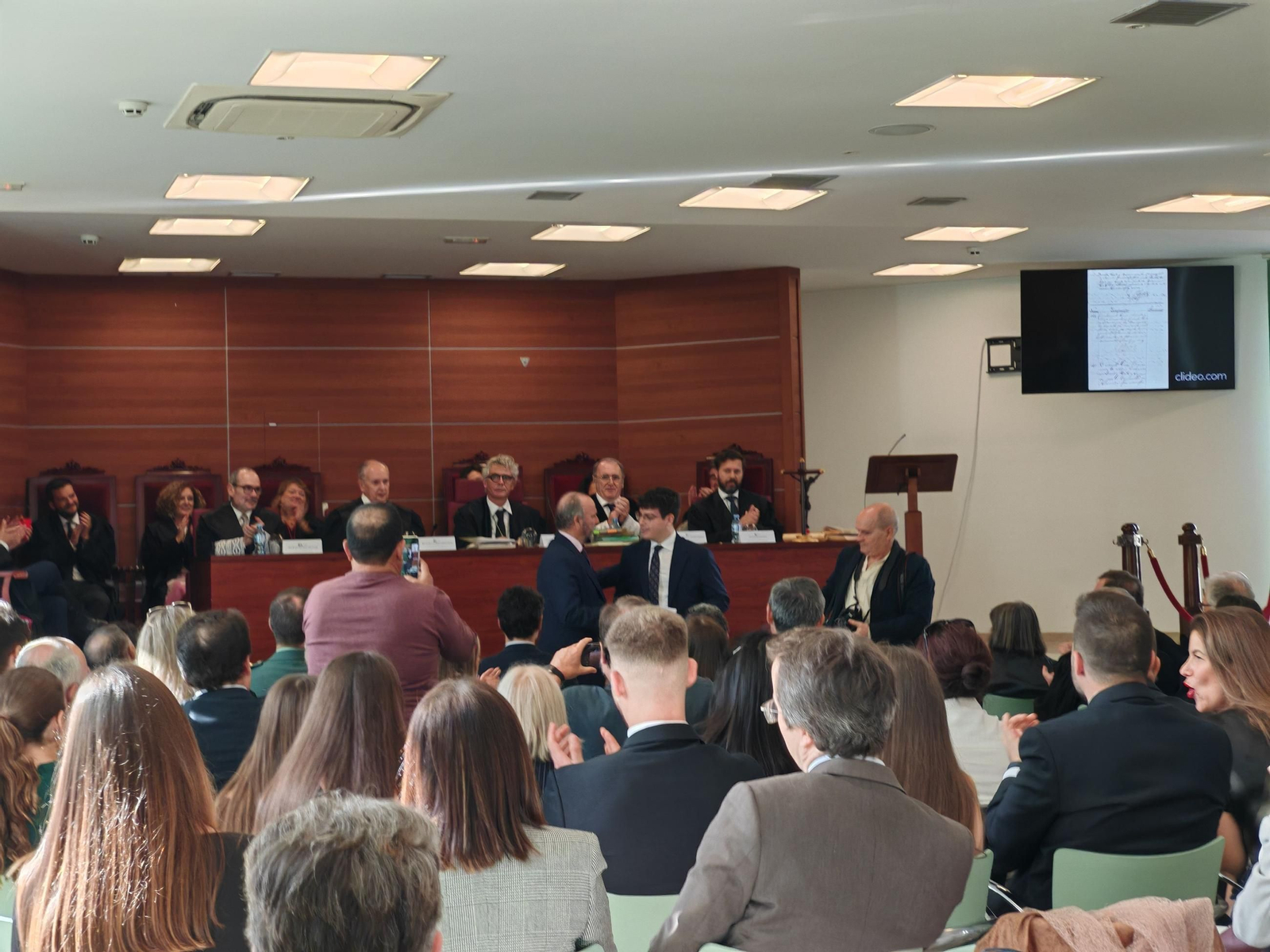 Actos del Colegio de Abogados por Santa Teresa.