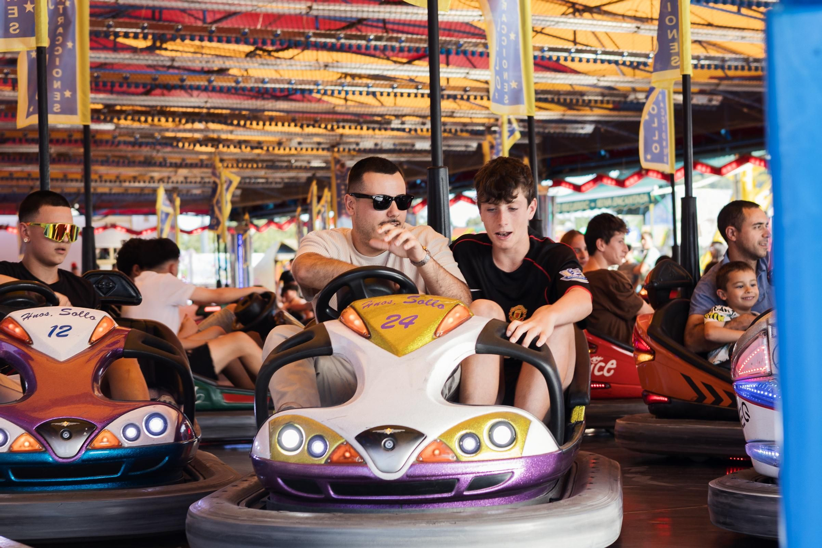 Imágenes del ambiente el martes en la Feria de Jerez 2024