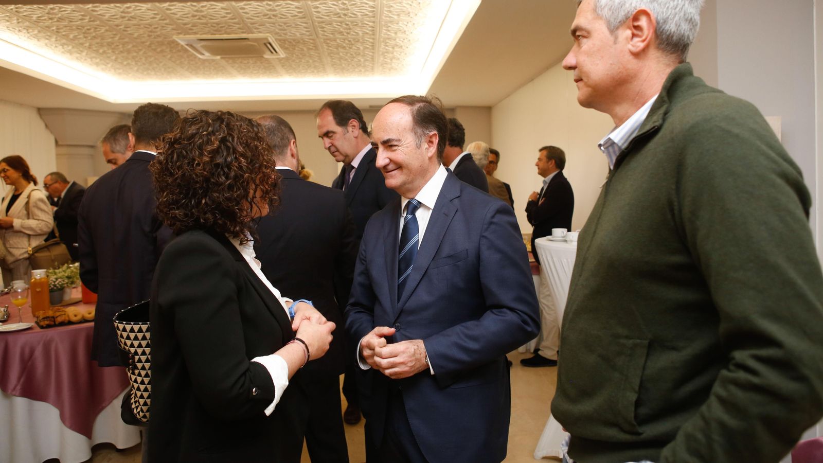 Fotos del Desayuno Coloquio de Europa Sur y el Propeller Club de Algeciras con Benito Núñez Quintanilla