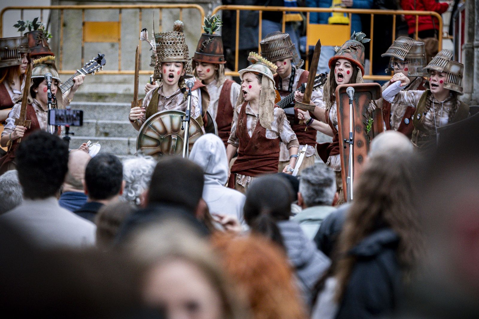 Las imágenes de la Chicharronada y la Gambada del Carnaval de Cádiz 2026