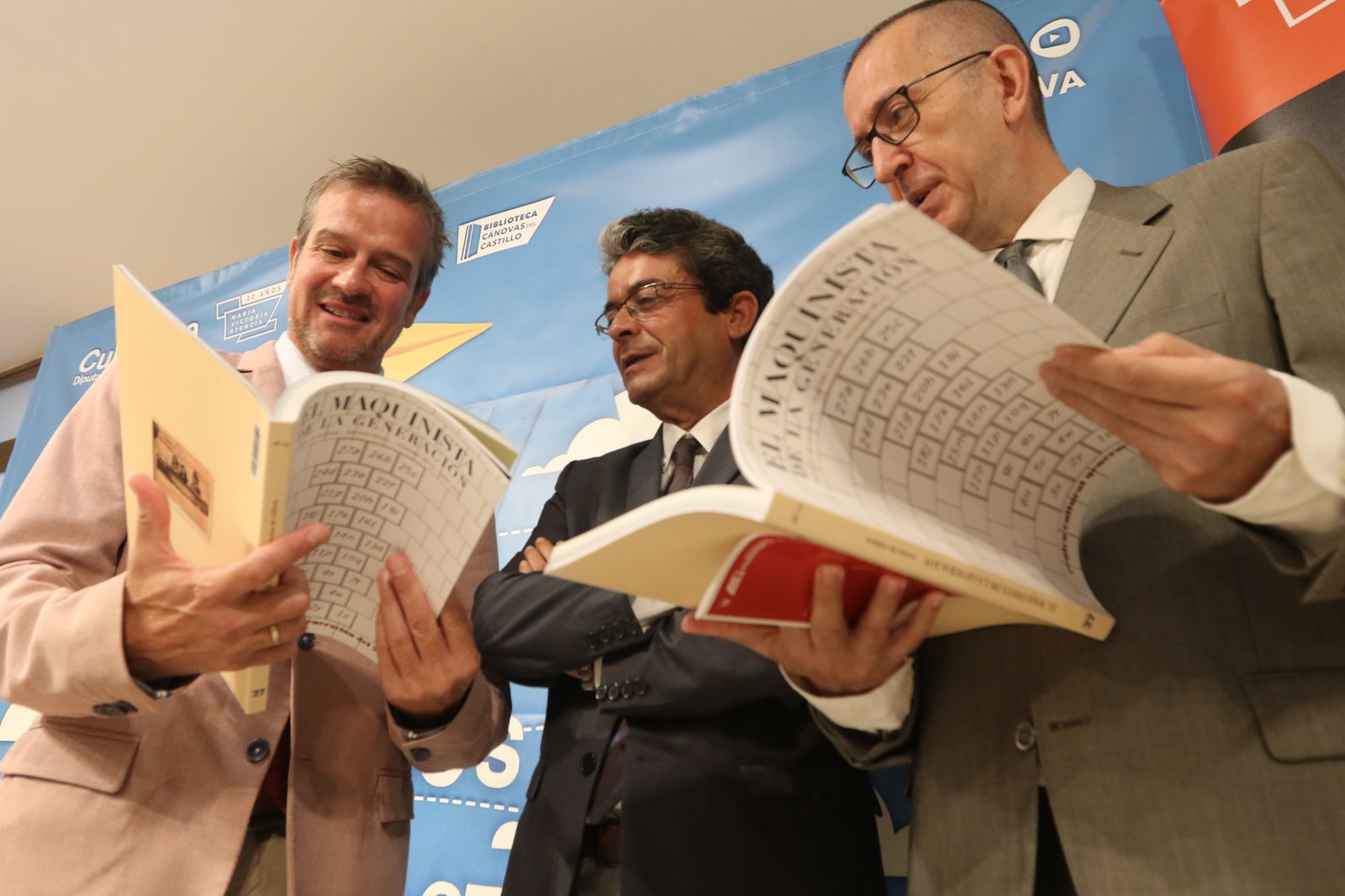 Víctor González, José Antonio Mesa Toré y Alfonso Sánchez Rodríguez, en la presentación de la publicación.