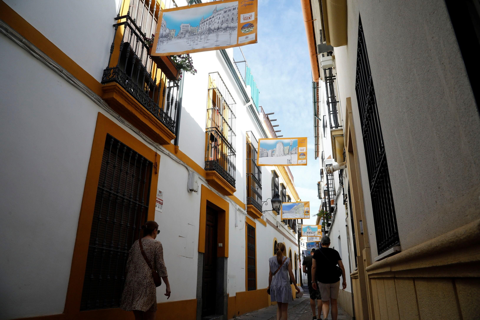 La calle Imágenes de Córdoba se llena de arte, en fotografías