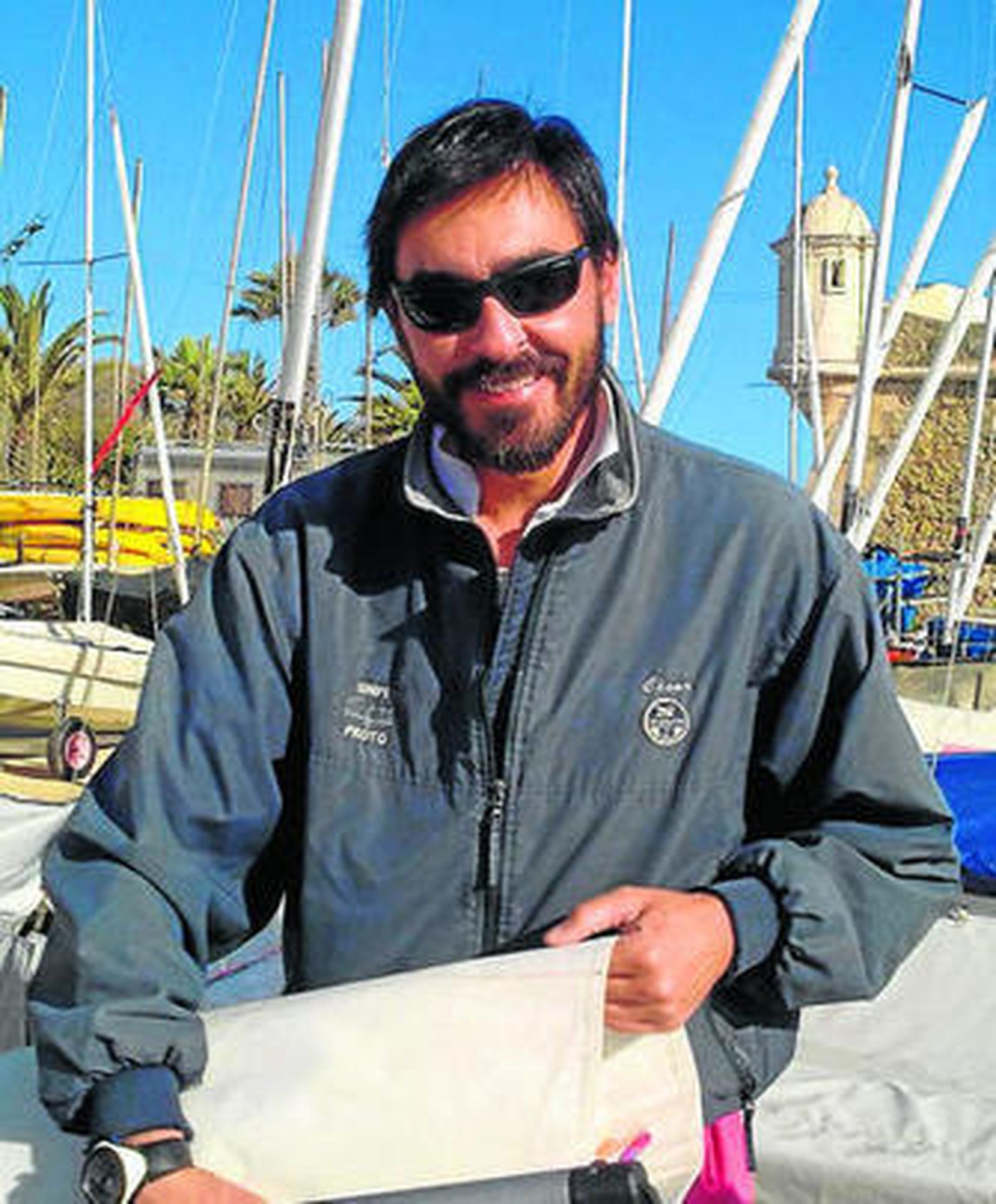 César Travado, entrenador de vela del Mediterráneo.