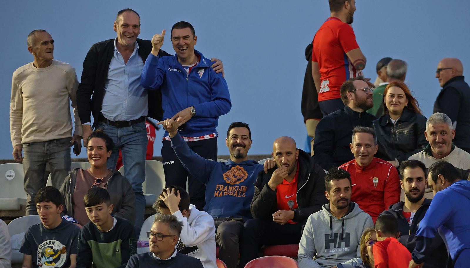 Búscate en el Nuevo Mirador durante el Algeciras - Murcia