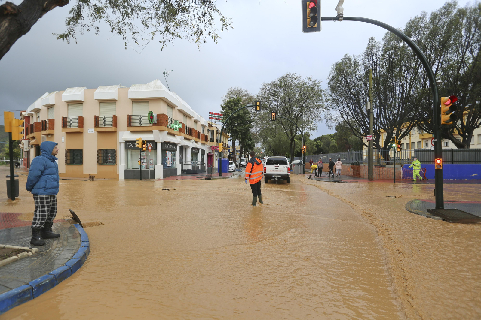 Campanillas anegada tras las lluvias, en fotos