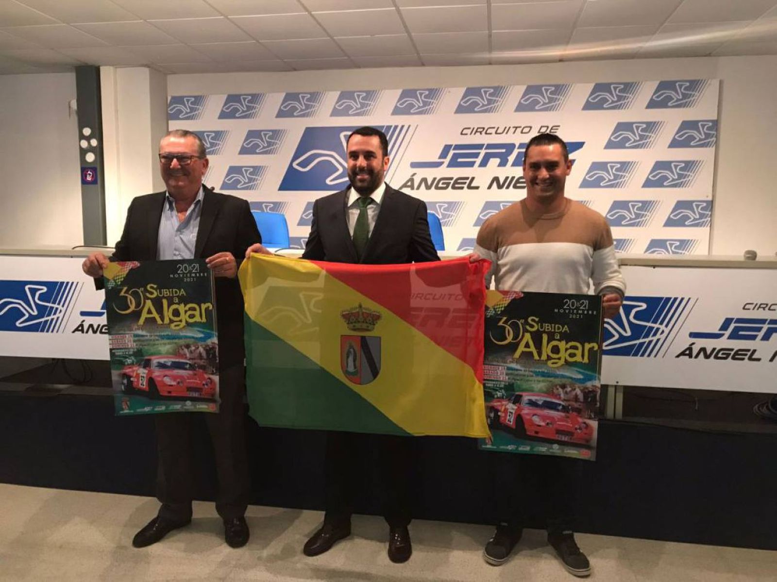Amador Jaén, José Carlos Sánchez y Ezequiel Garrido, en la presentación del cartel del evento en el Circuito.