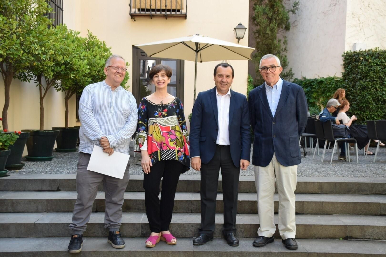Juan José Téllez, Rosa María Rodríguez, José Luis Ruiz Espejo y José Lebrero, ayer en el patio del Museo Picasso.