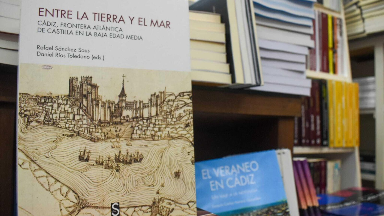 Entre la tierra y el mar.