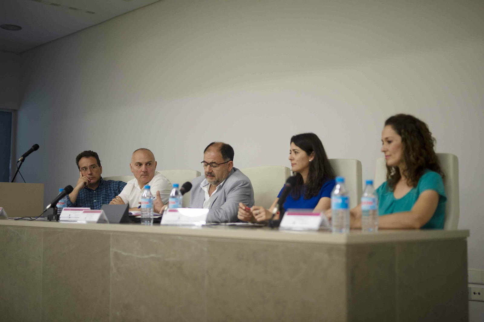 Unas jornadas resaltan la necesidad de cooperar con los emprendedores.