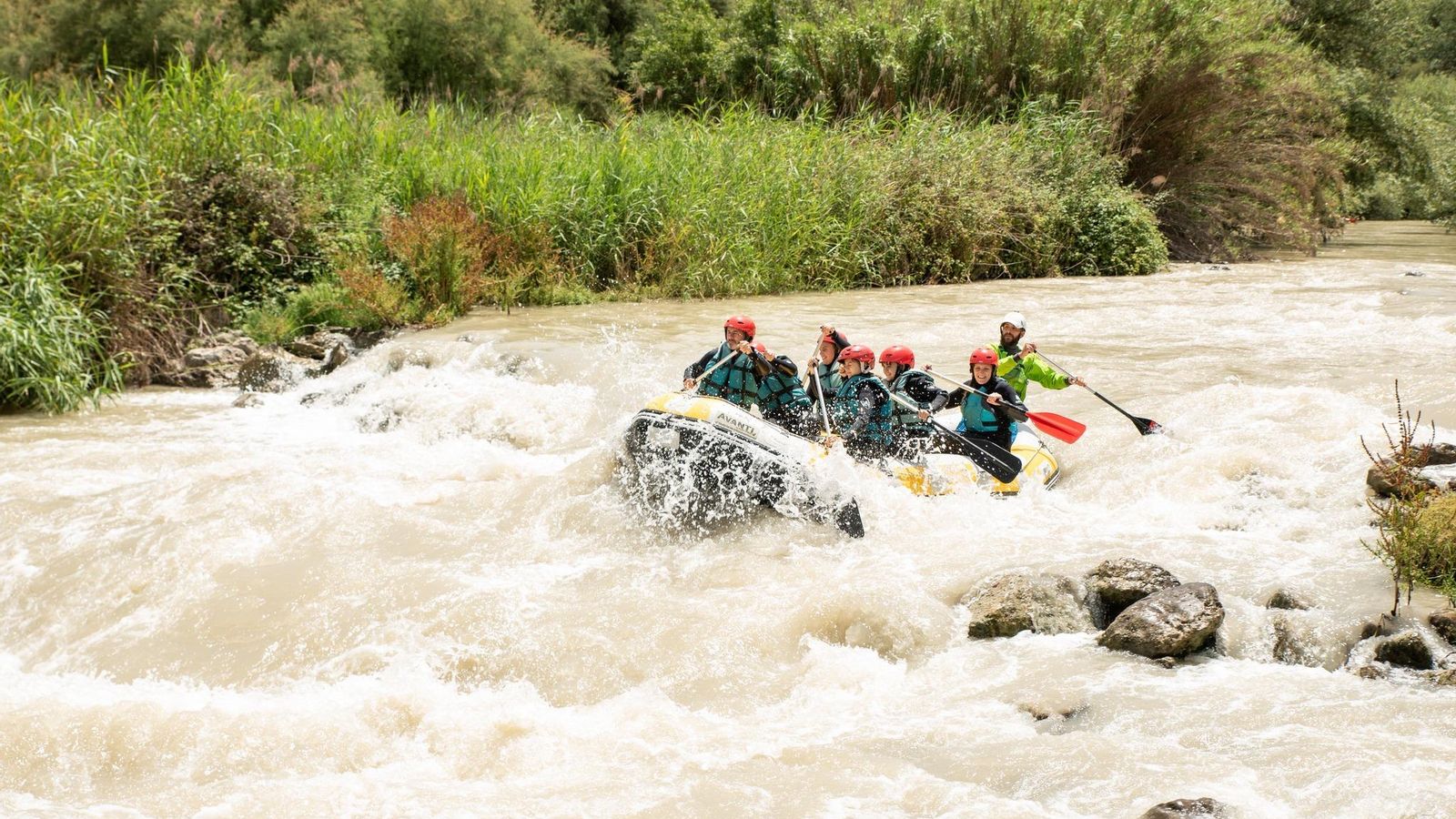 Rafting en el río Genil.