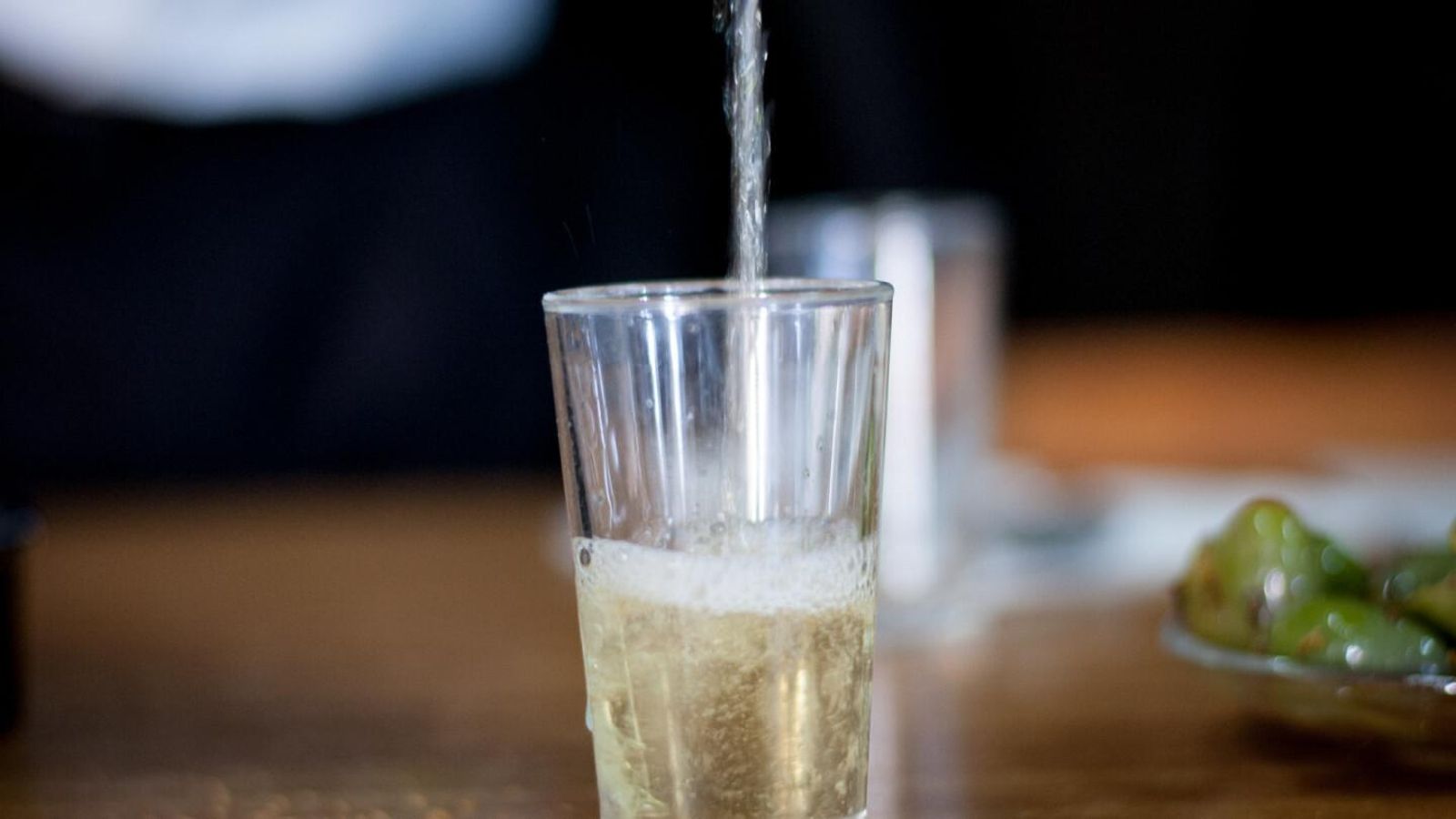 El mosto es uno de los principales atractivos de estas rutas vinícolas.