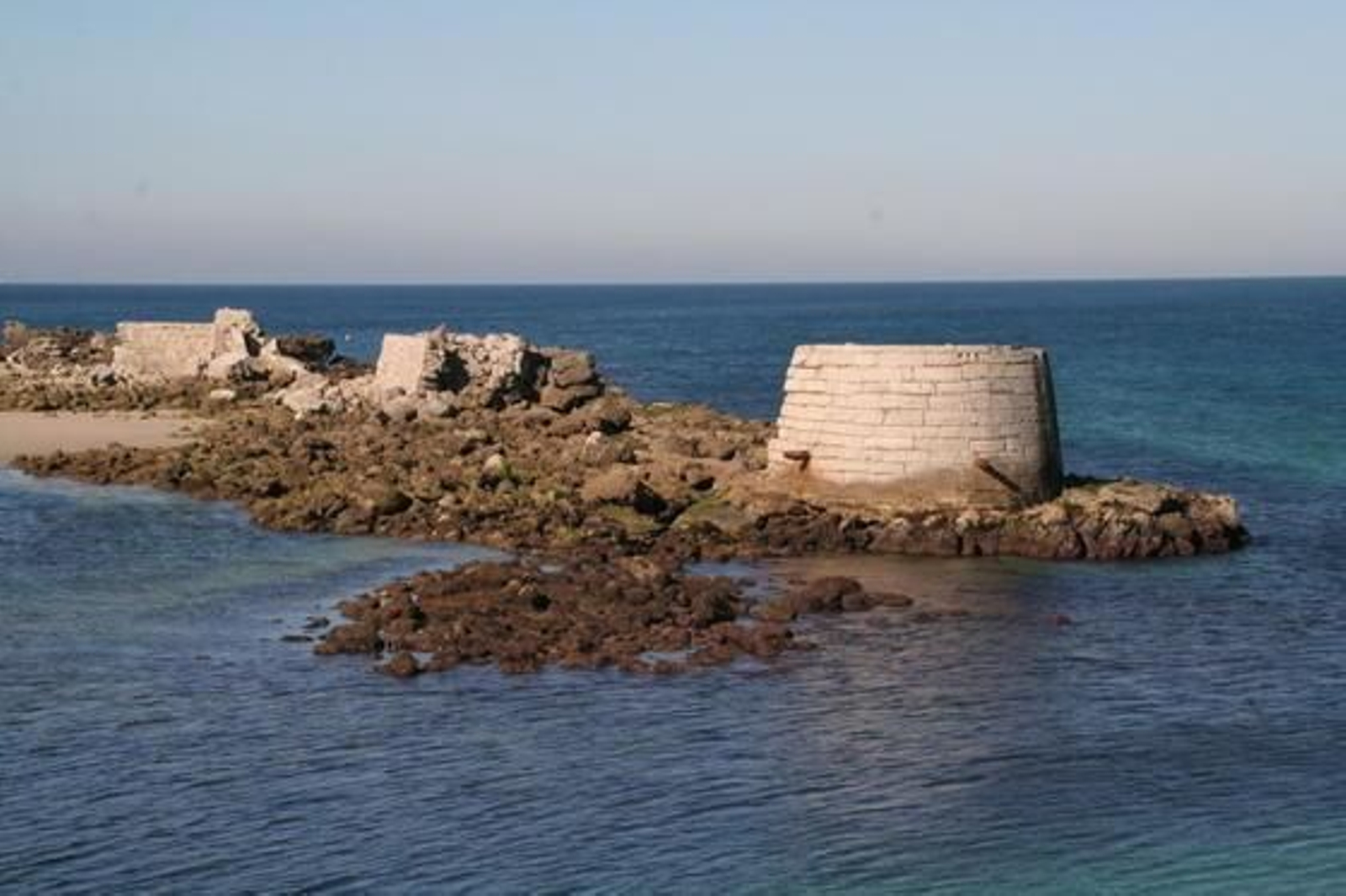 La marea histórica se vivió en las playas del Campo de Gibraltar con mucha espectación, sobre todo en la de Poniente de La Línea y El Rinconcillo de Algeciras./Fotos:Paco Guerrero/Shus Terán/J.M.Quiñones

Foto: Paco Guerrero/J.M.Q./Shus Teran/
