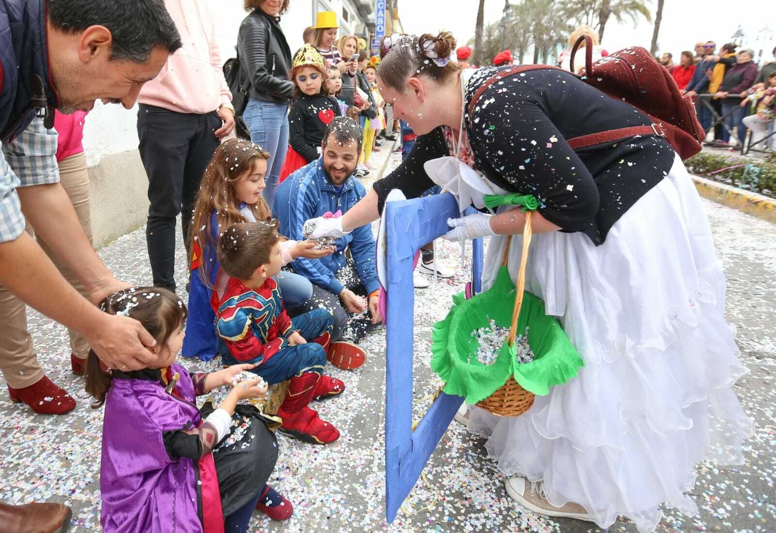 Imágenes de la Cabalgata del Humor en Chiclana
