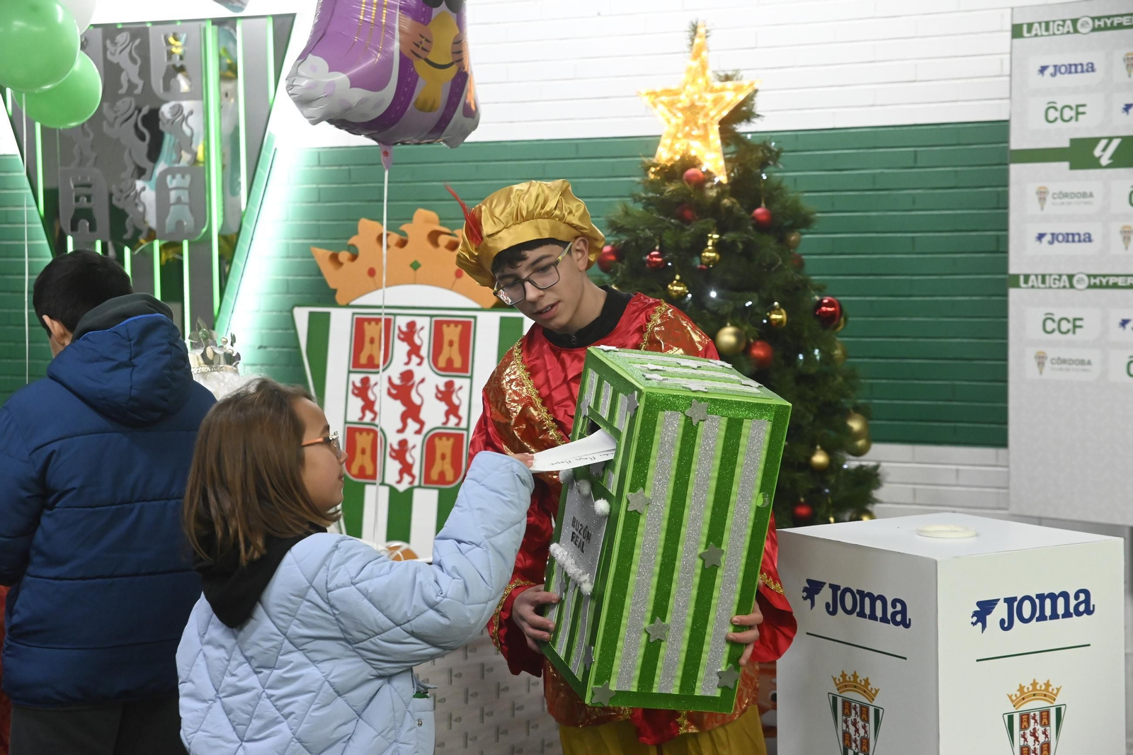 Las mejores fotos de la recepción de los Reyes Magos del Córdoba CF en El Arcángel