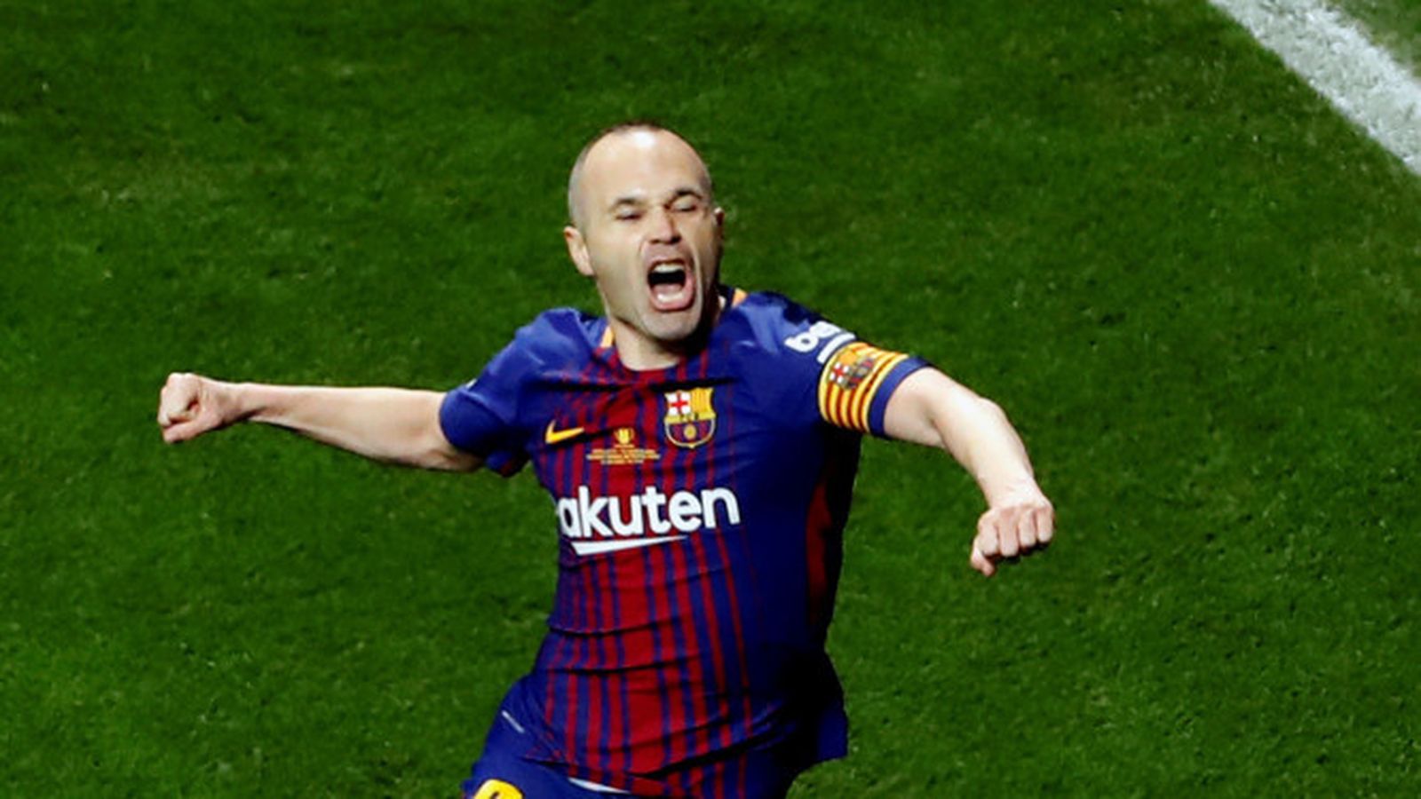 Andrés Iniesta celebra el cuarto gol del Barcelona al Sevilla.