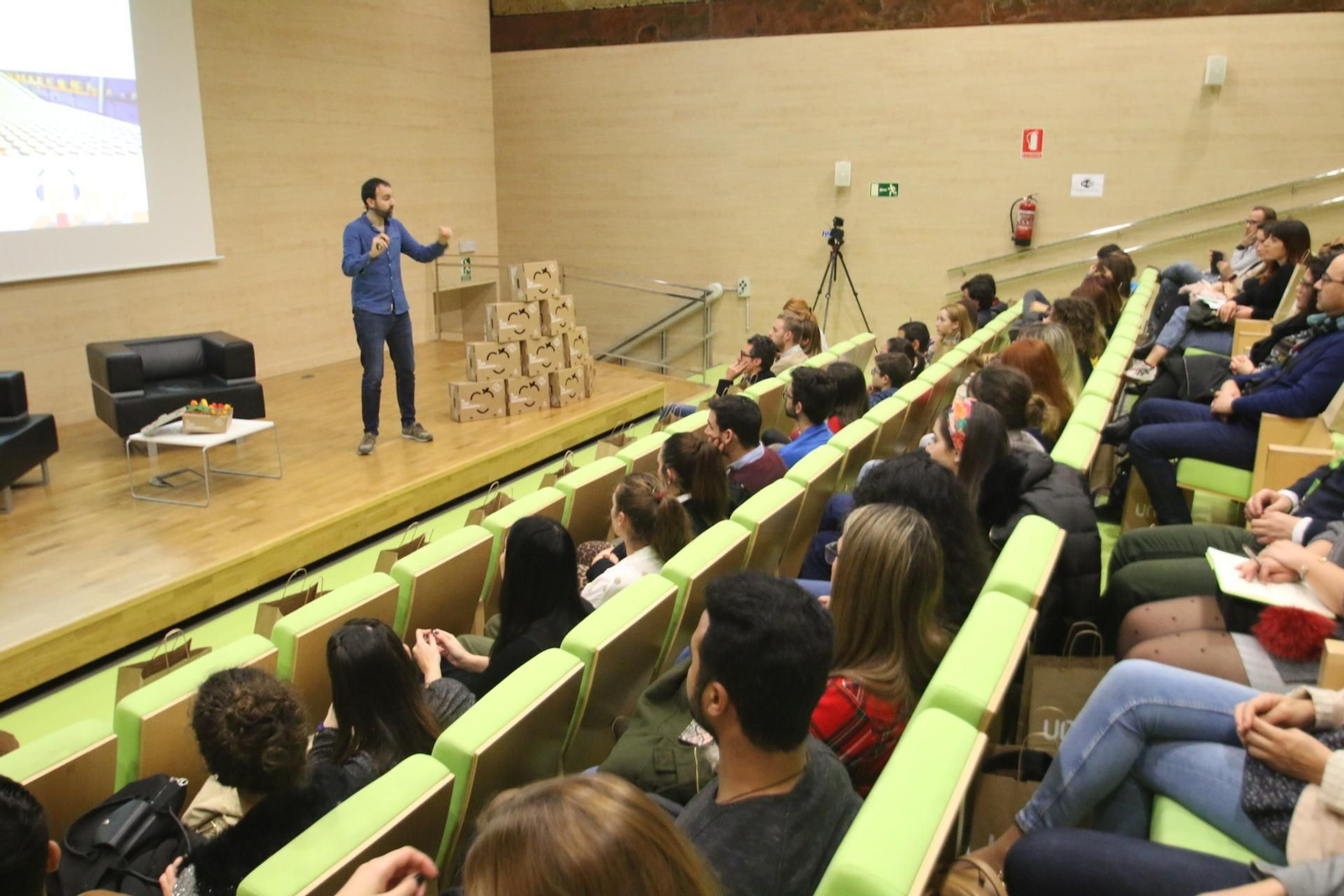 El nutricionista Aitor Sánchez, durante su intervención esta tarde en el PITA.