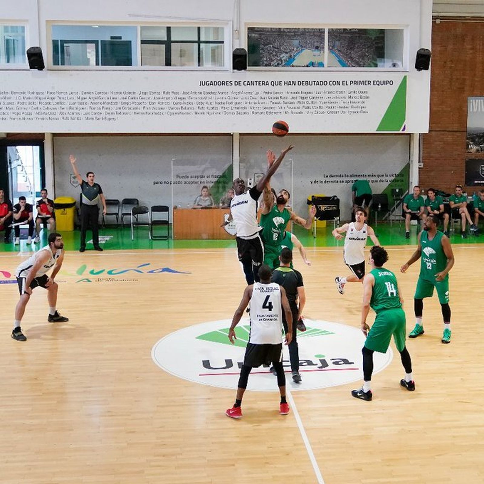 Las fotos del Unicaja-Coviran Granada de entrenamiento