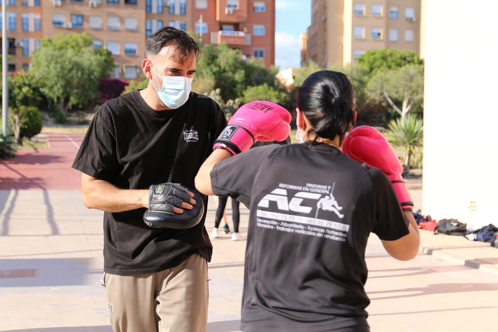 Fotogalería del entrenamiento del Almería Boxing.