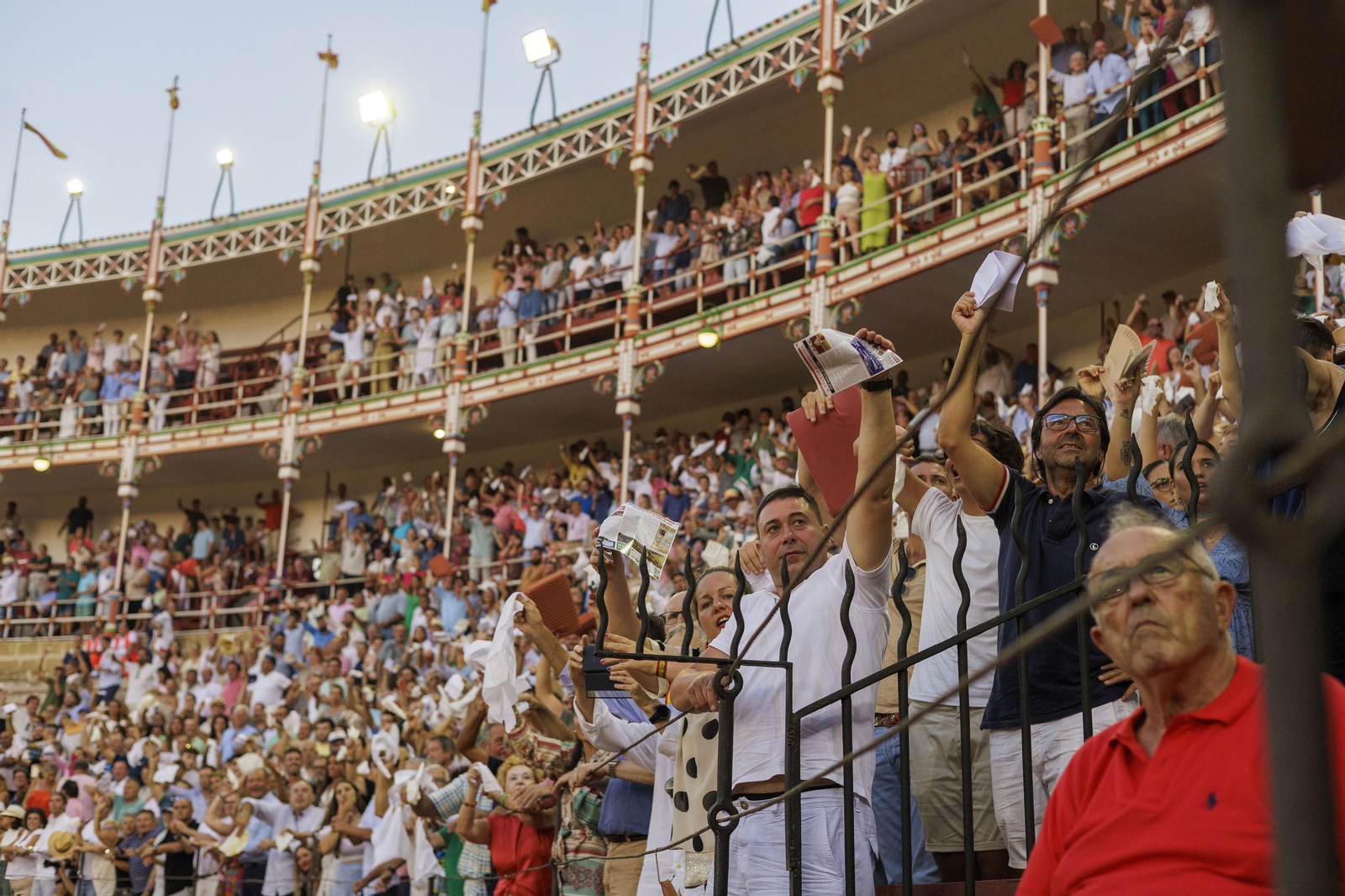 Las imágenes de la tarde de toros del domingo en El Puerto
