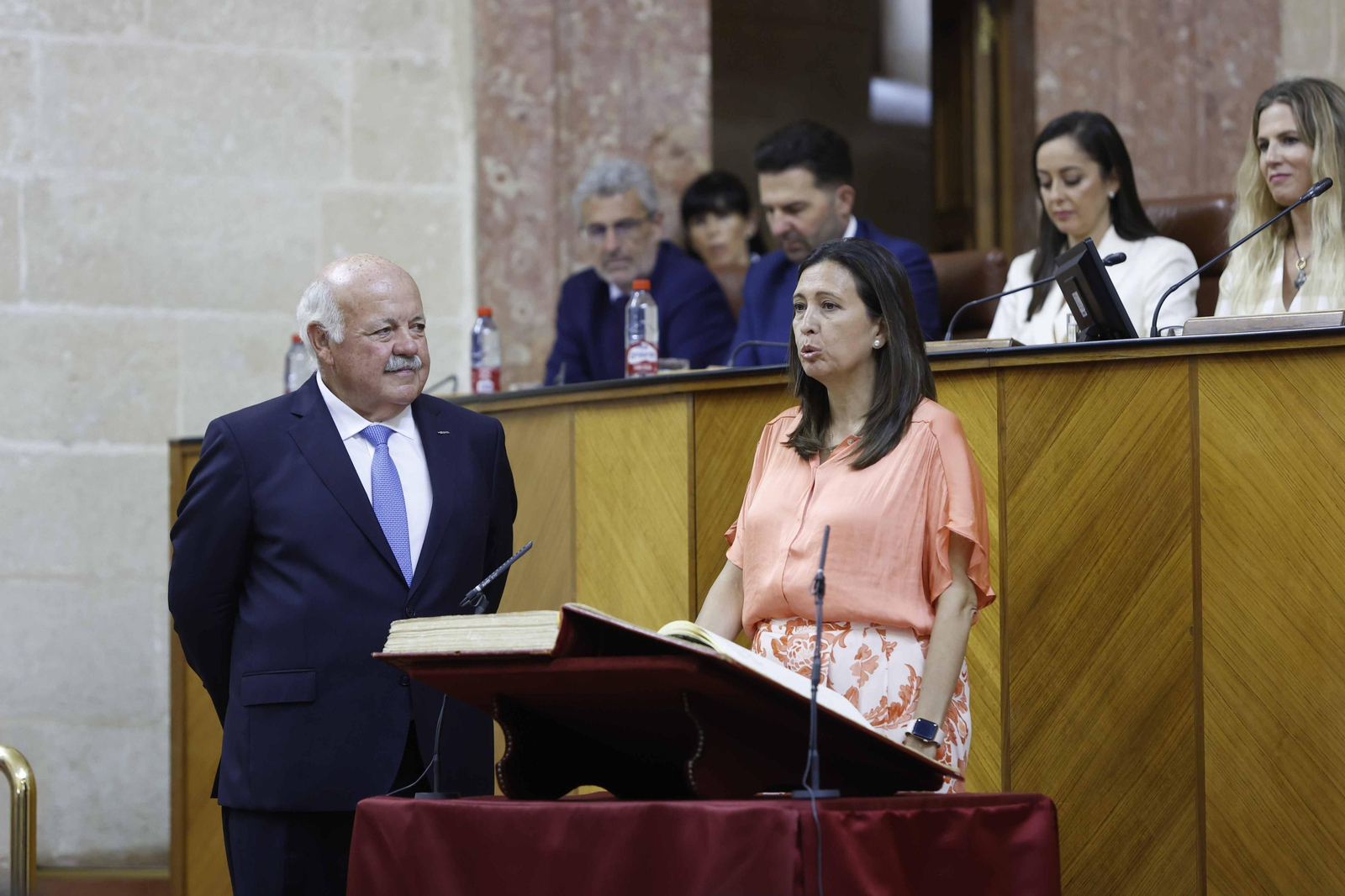 La constitución del Parlamento andaluz, todas las imágenes
