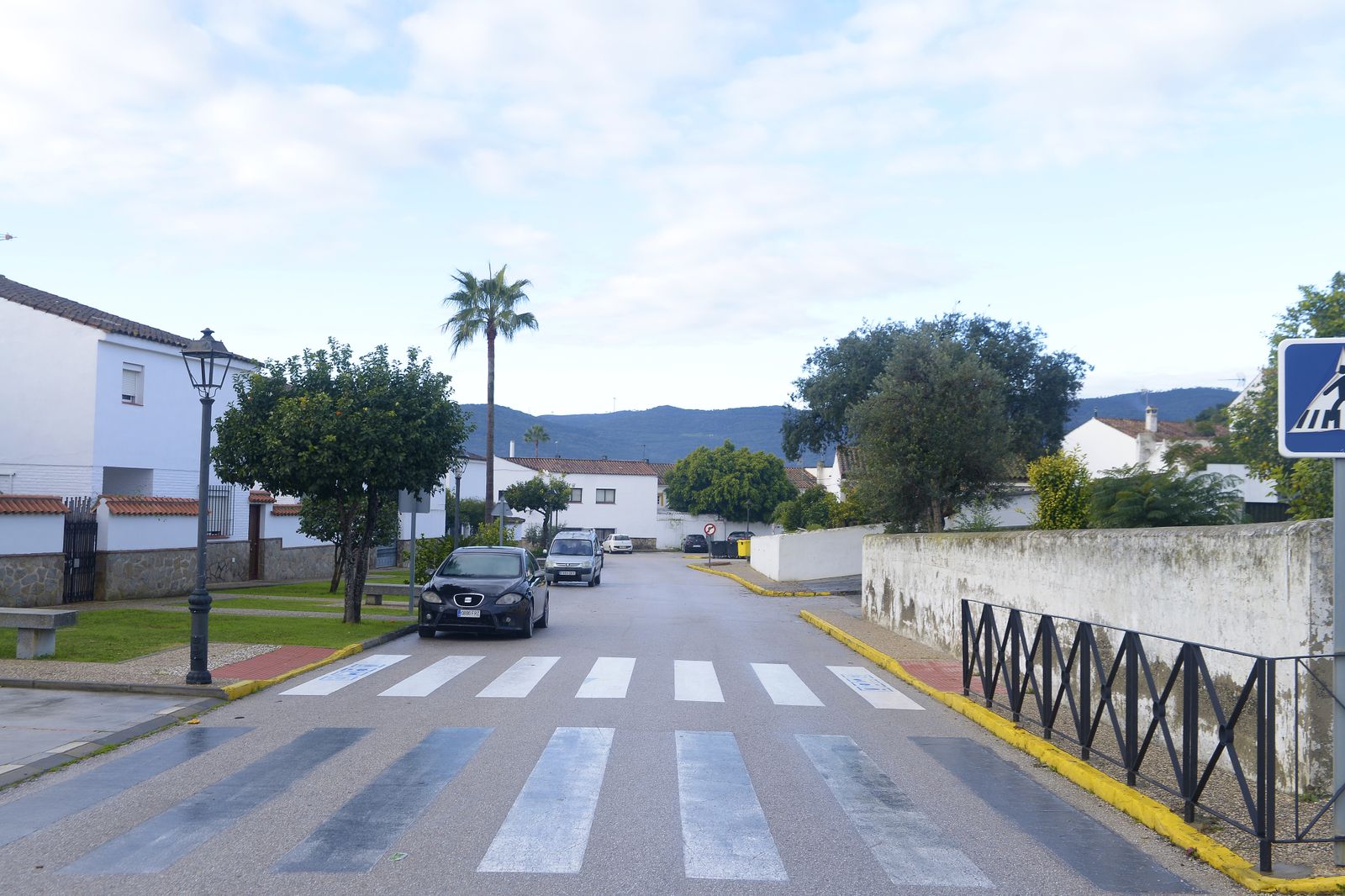 Primer día de colegio y  de alerta de grado 4 en Castellar