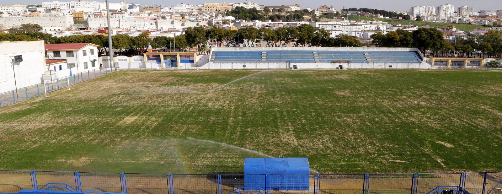Deportes ofrece La Granja al XCD y Chapín al Industrial