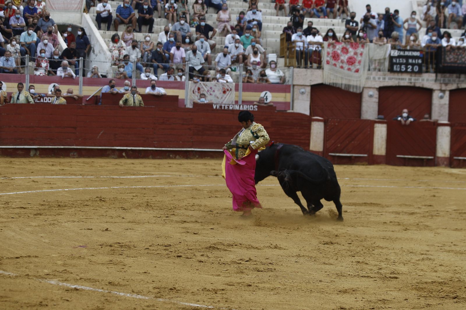 Fotogalería primera corrida de toros Feria de Almería