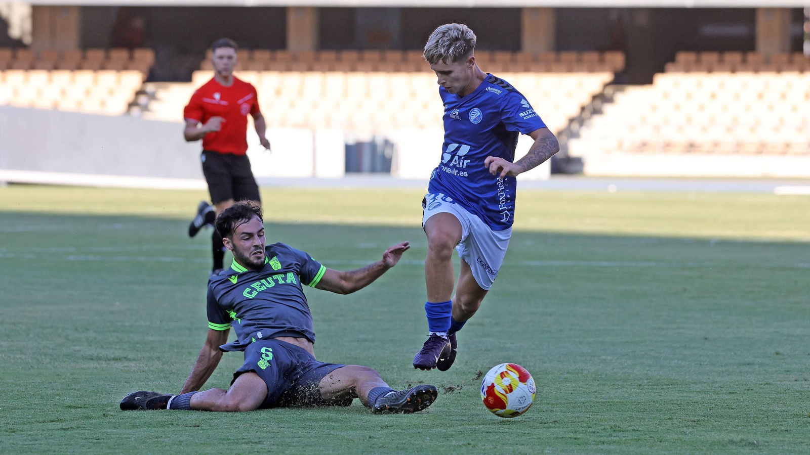 Imágenes del amistoso entre el Xerez DFC y el Ceuta B en Chapín