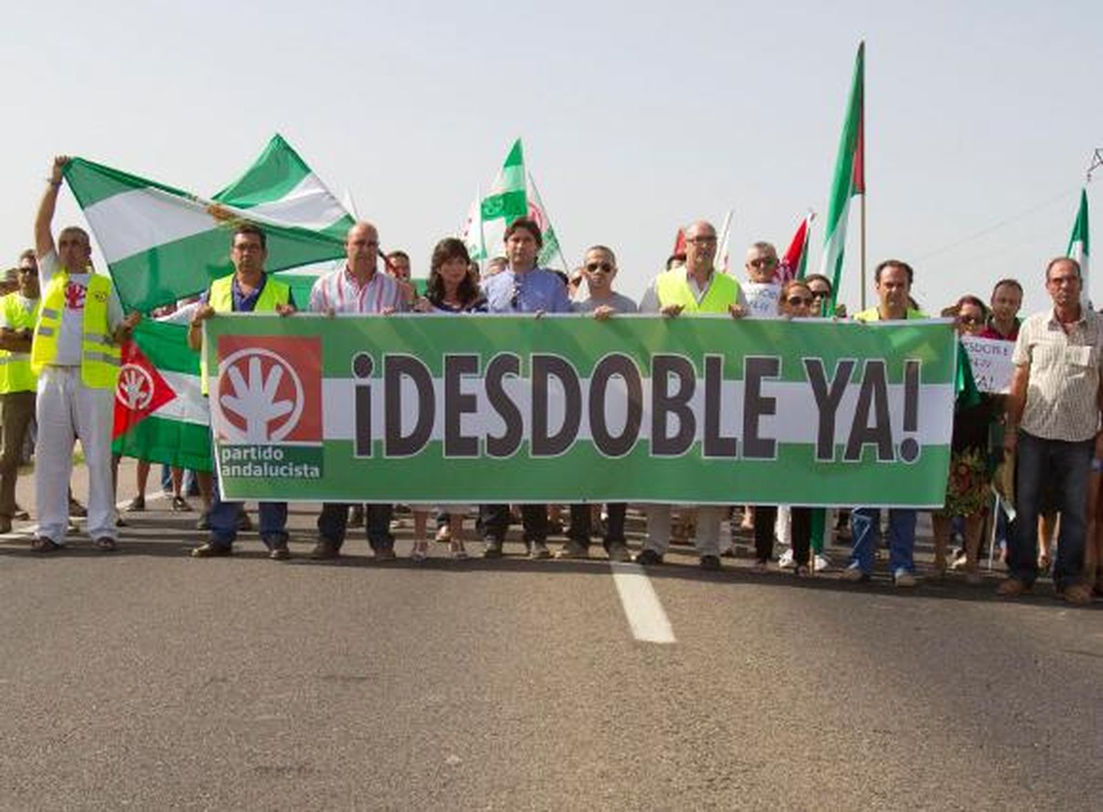 El PA amenaza con volver a cortar la N-IV si no existe desdoblamiento de la carretera