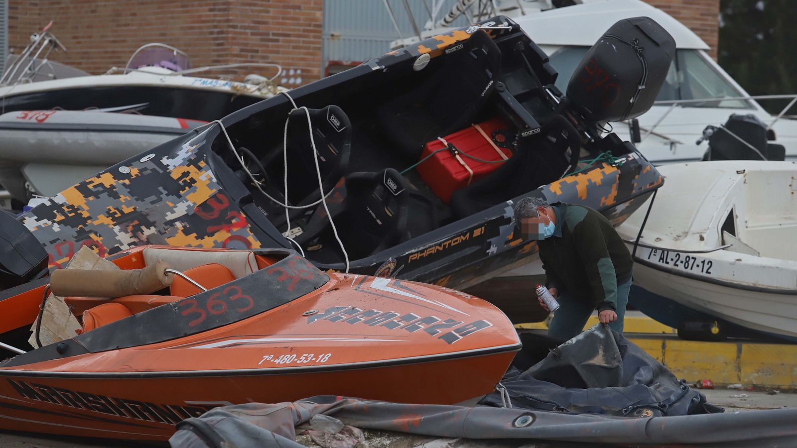 Narcolanchas en las instalaciones de la Guardia Civil en el Puerto de Algeciras.