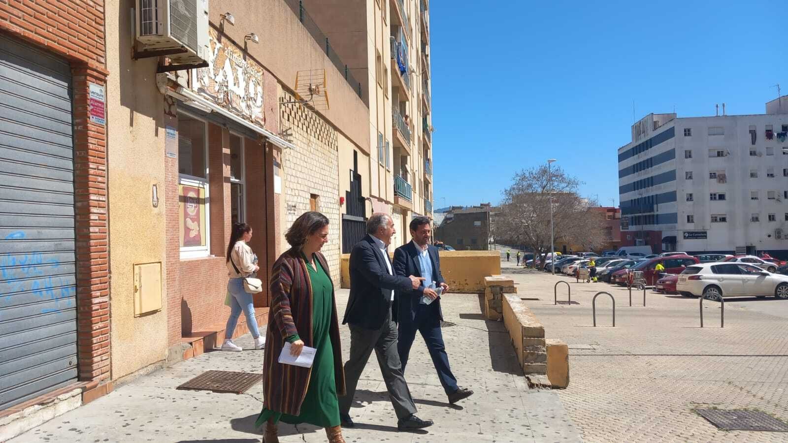 Sánchez, Landaluce y Rodríguez Ros, en El Saladillo.