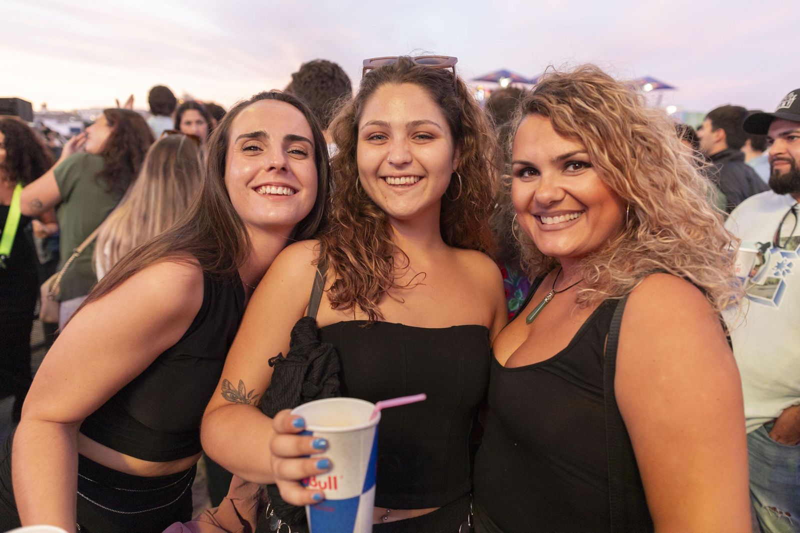 Búscate en las imágenes del concierto gratuito en el Muelle de Cádiz