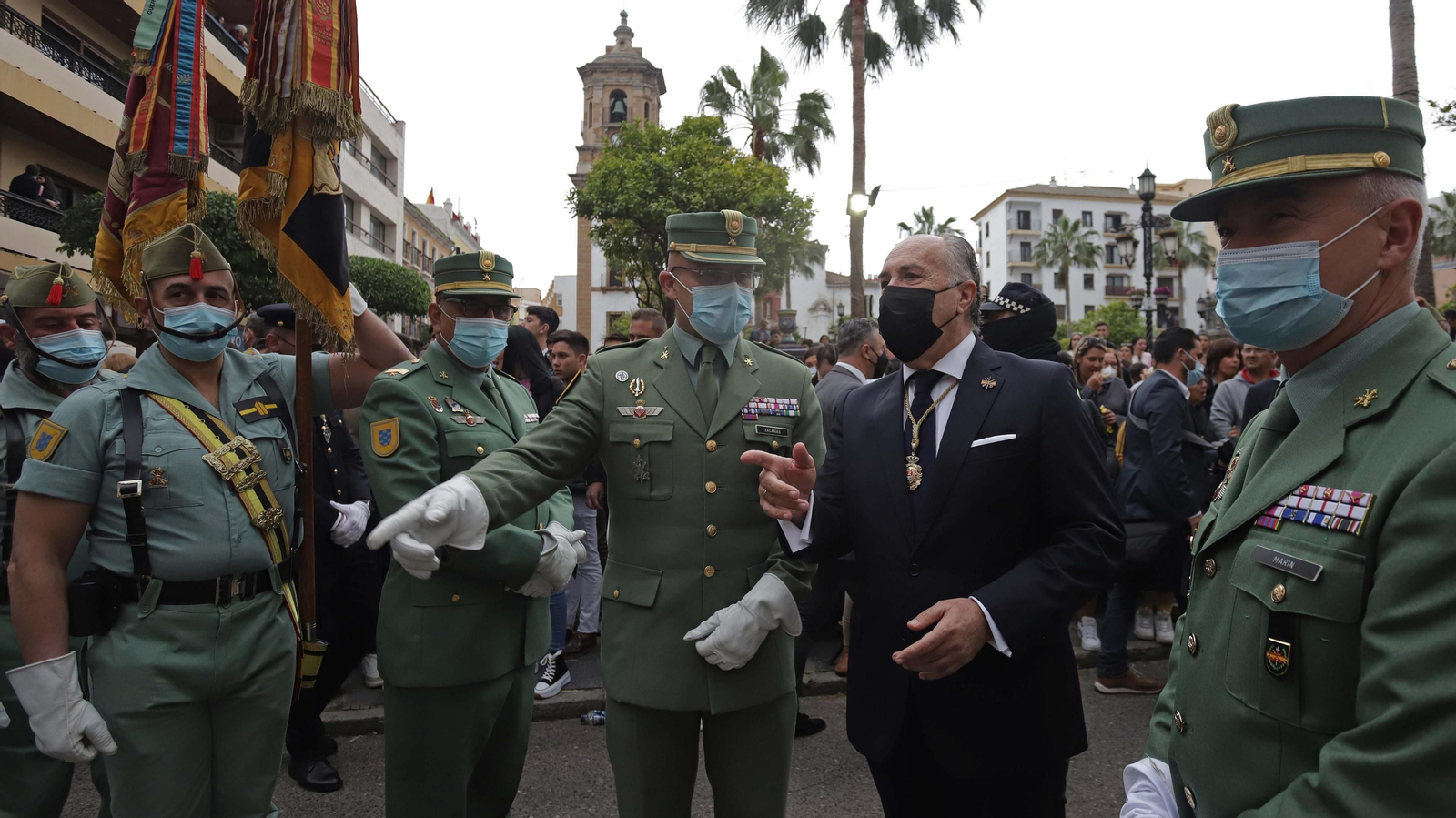 Fotos del Lunes Santo en Algeciras: La Columna y la Legión