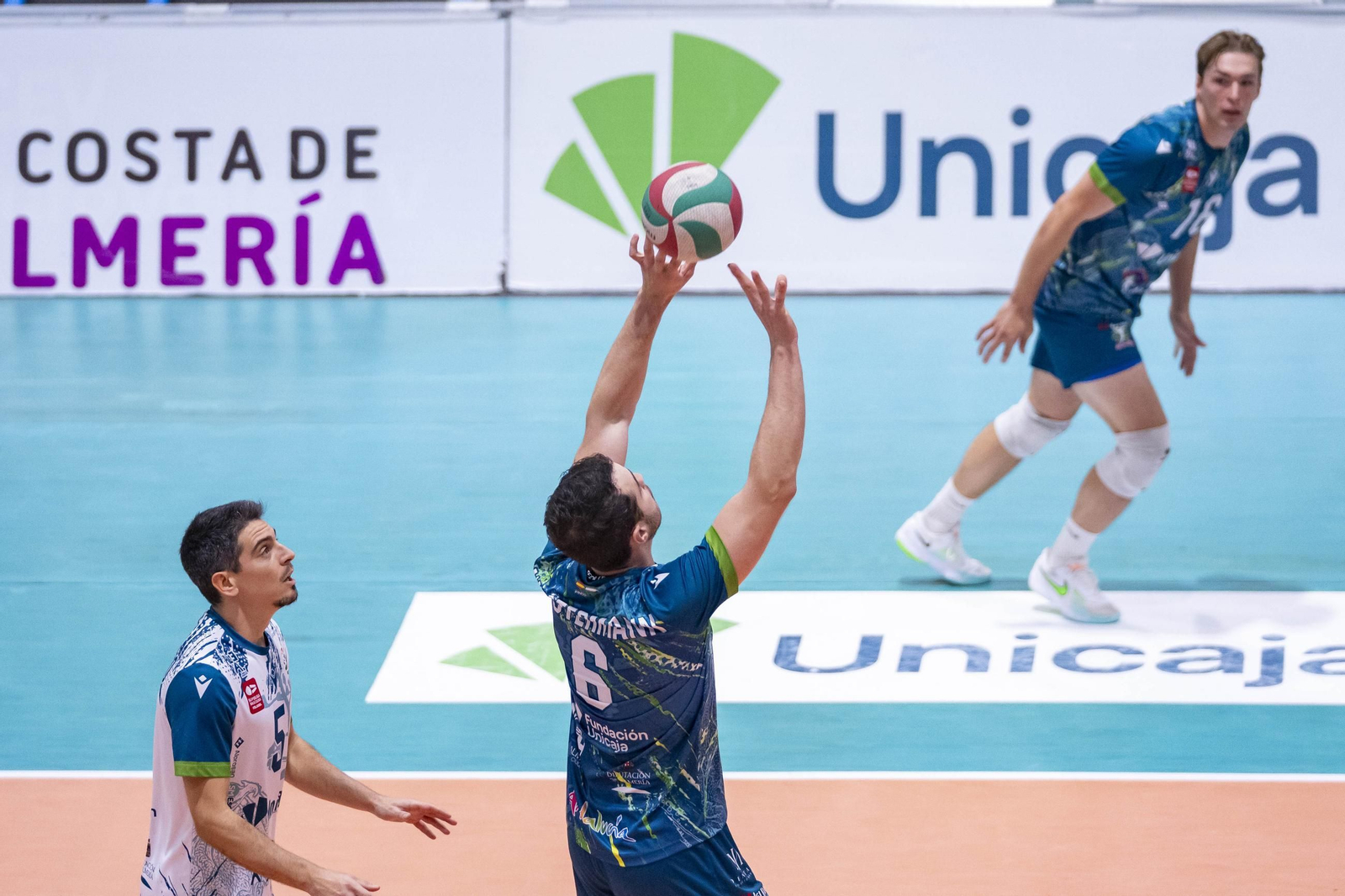 Las imágenes del partido de Superliga entre Unicaja Costa de Almería y Instercap Asisa Tarragona