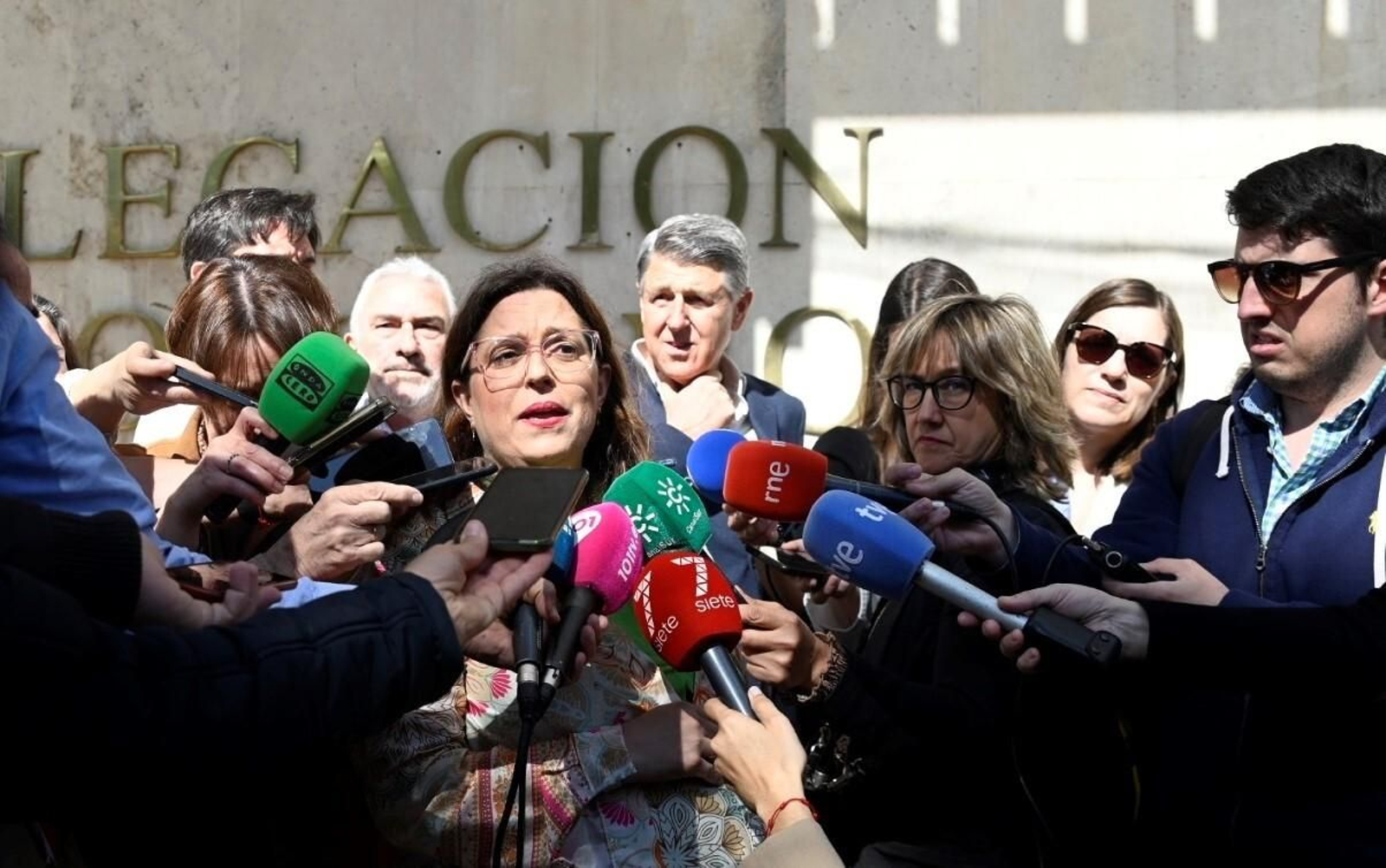 El reparto de naranjas en Córdoba en protesta por la situación del campo, en imágenes El reparto de naranjas en Córdoba en protesta por la situación del campo, en imágenes