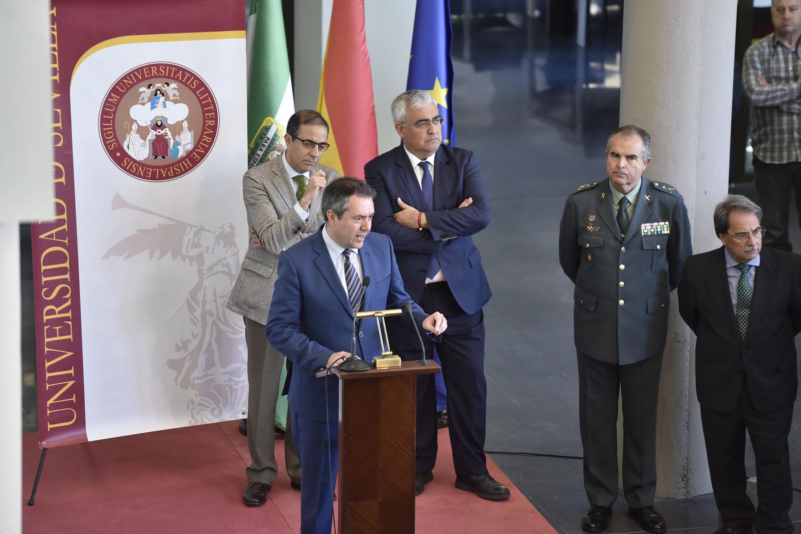 La inauguración de la Biblioteca de la Hispalense, en imágenes