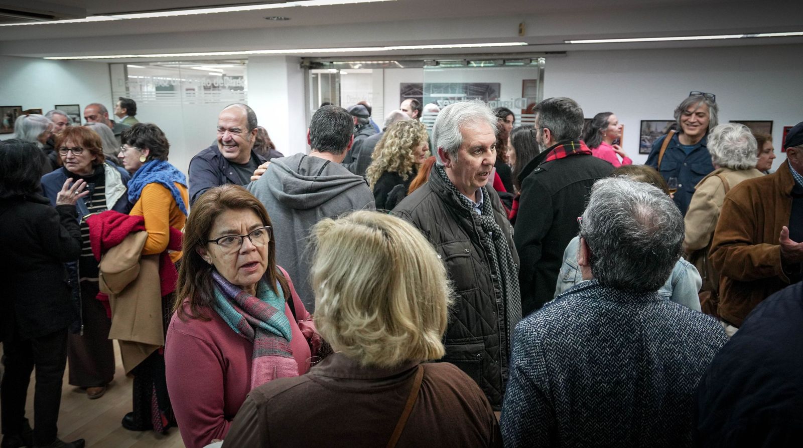 Imágenes de la inauguración de la exposición de Manuel del Valle en la sala ArteaDiario