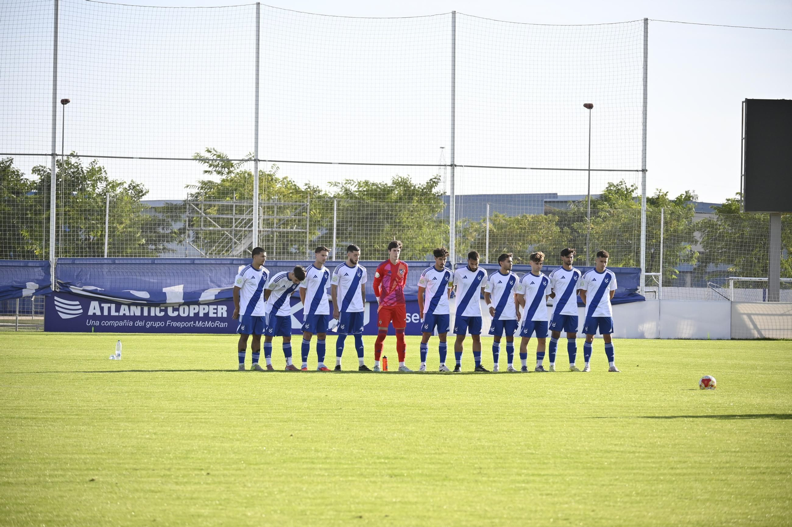 Las mejores imágenes del Atlético Onubense - Bollullos
