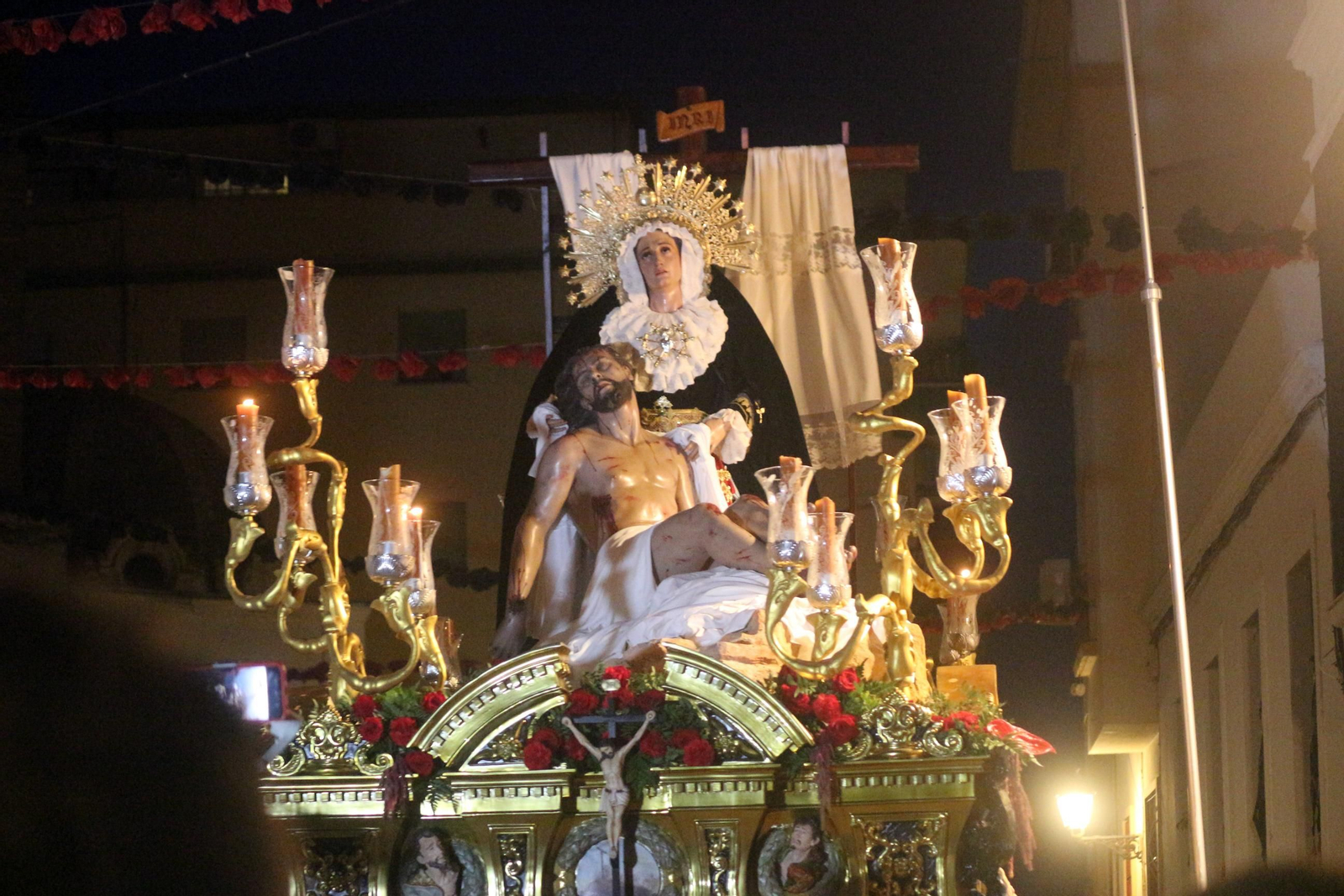 El XXV aniversario dela Hermandad de los Dolores de Puerto Real, en imágenes