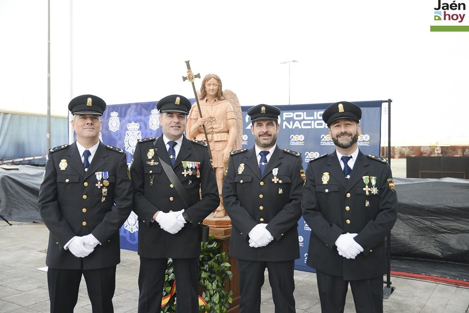 Celebración del bicentenario de la Policía Nacional en Jaén.