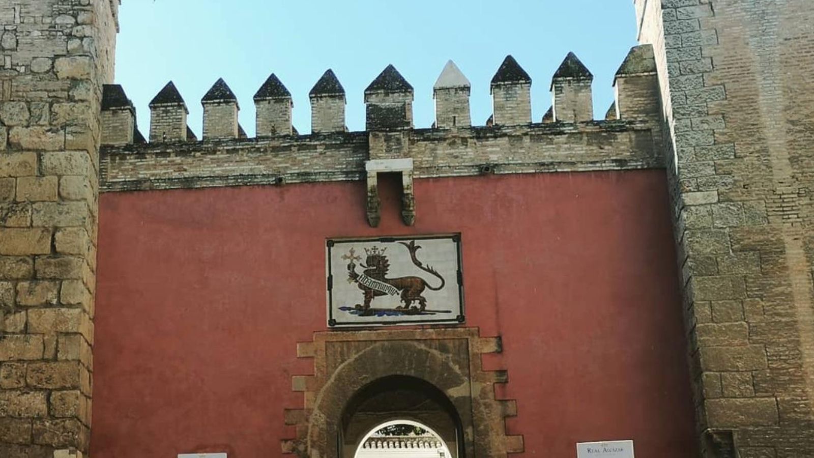 Puerta del León
