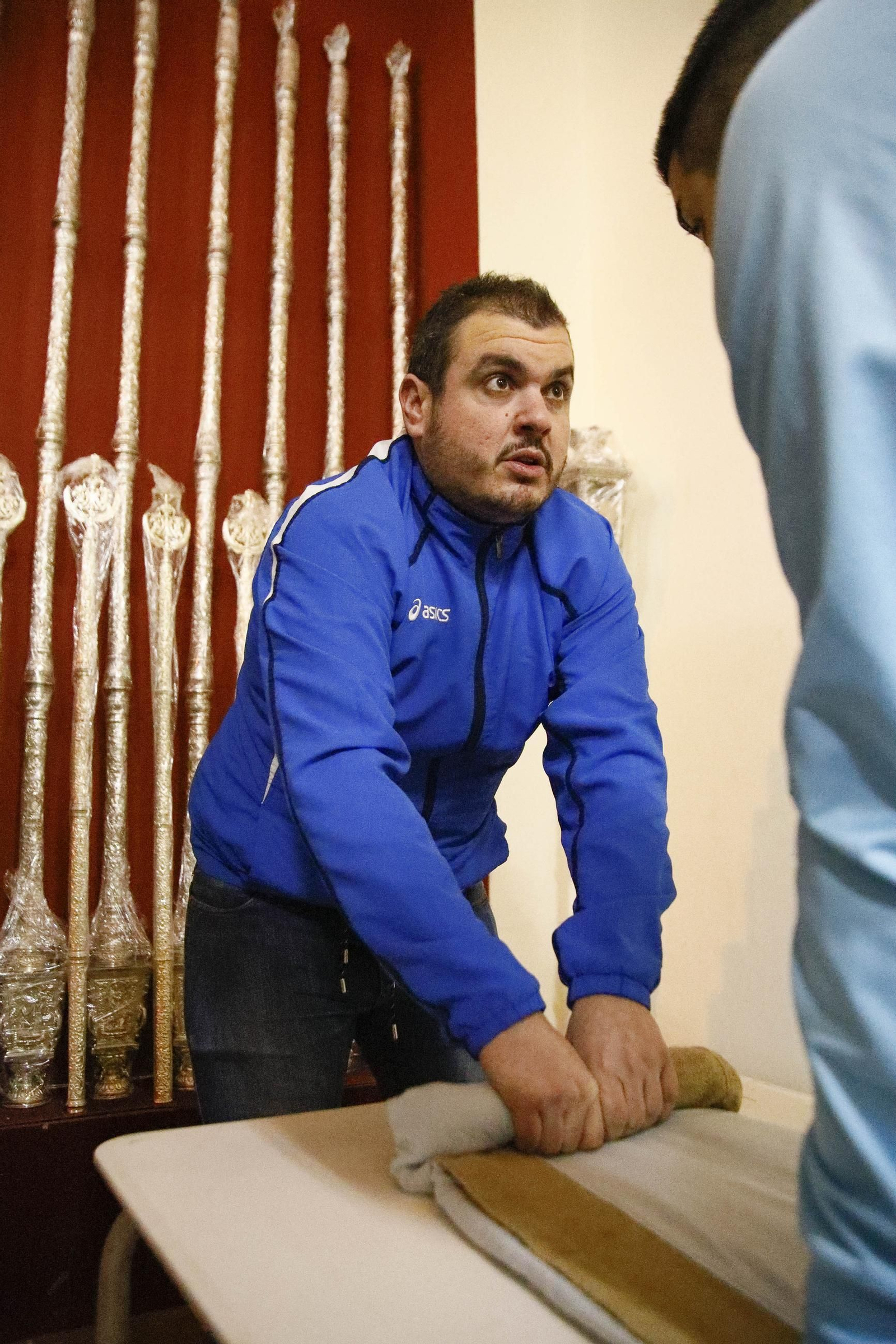 Ensayo de la hermandad de los Ángeles de la ciudad de Almería, en imágenes