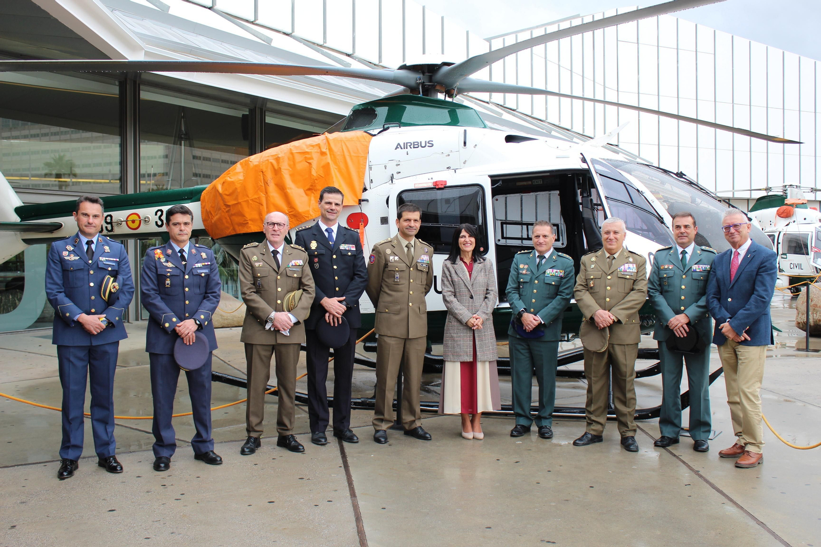 Exposición de helicópteros de la Guardia Civil en el Parque de las Ciencias de Granada