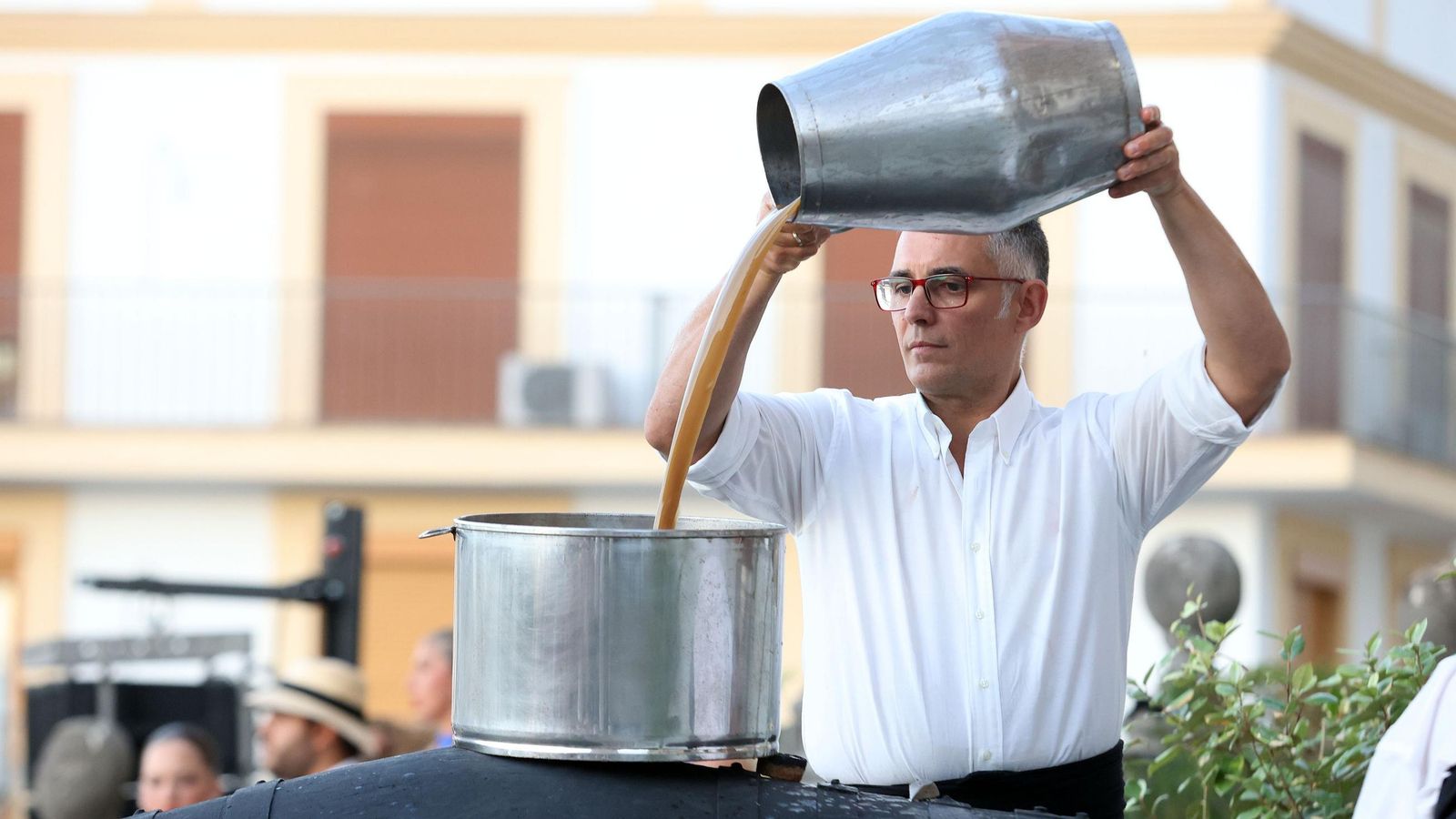 El primer mosto de la Pisa de la Uva 2025.