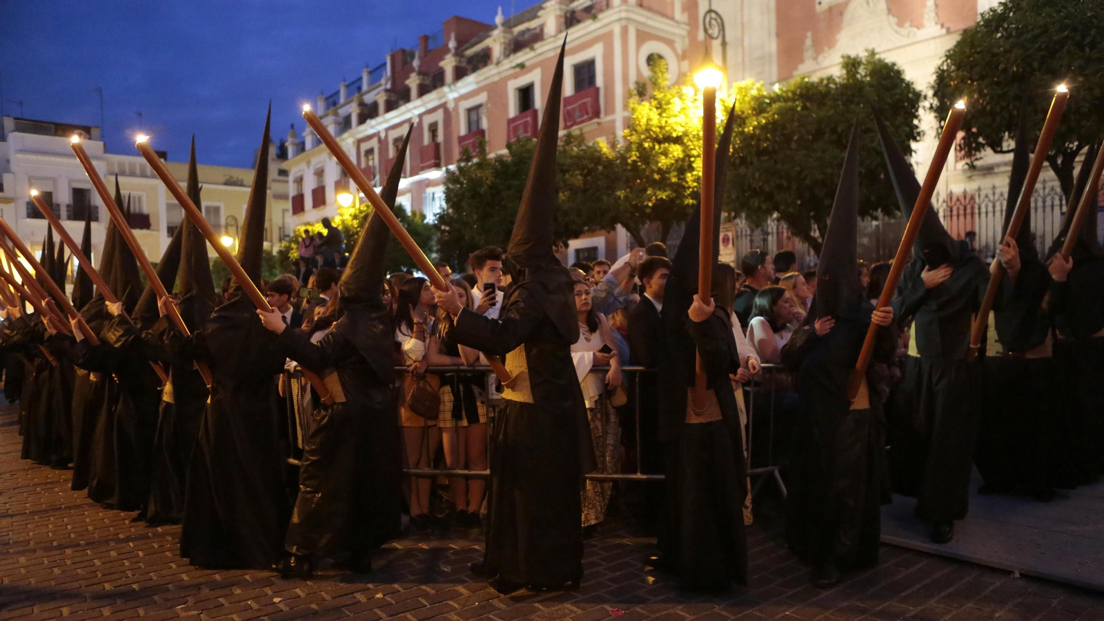 Las imágenes de la Hermandad del Amor