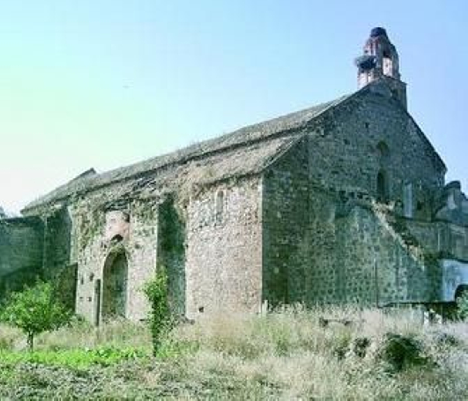 El convento de San Francisco está en estado ruinoso.