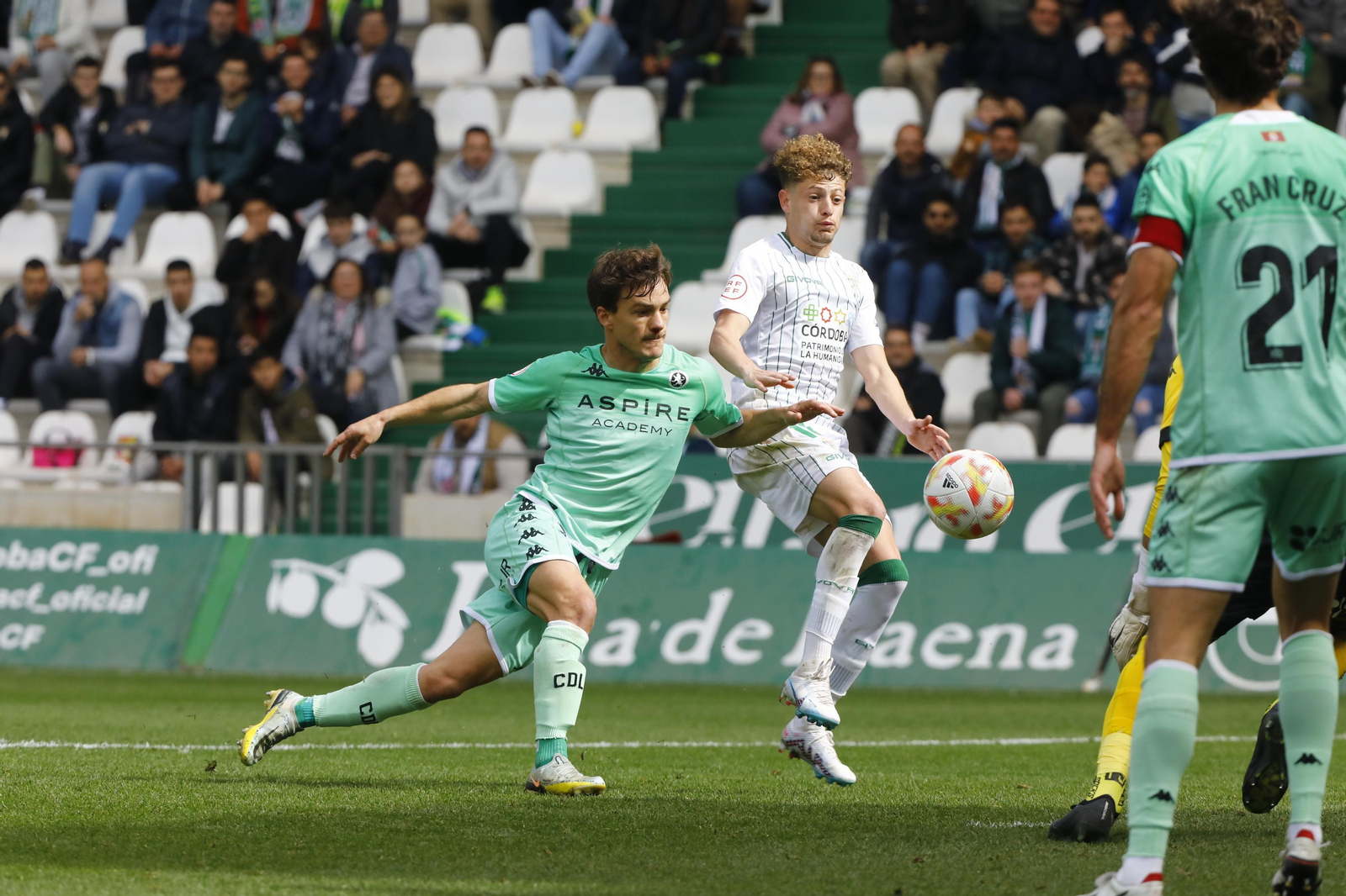 La victoria del Córdoba CF ante la Cultural Leonesa, en imágenes