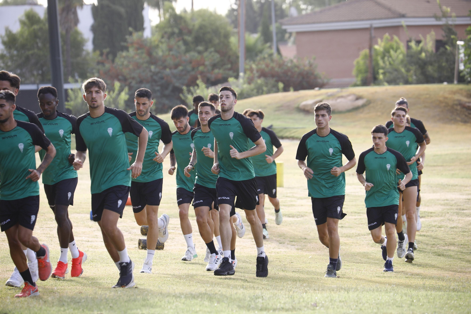 Las mejores fotos del entrenamiento del Córdoba CF en la Arruzafa Golf